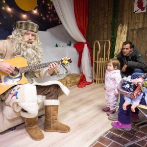 Srečanje z Dedkom mrazom ali Božičkom